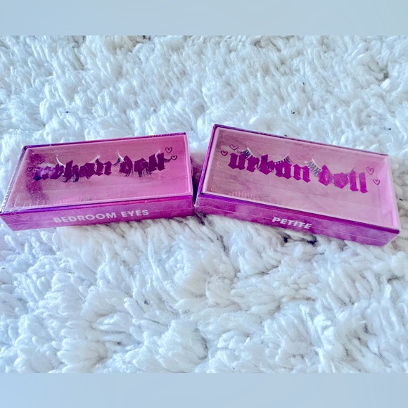 Lashes - Picture 5 of 5